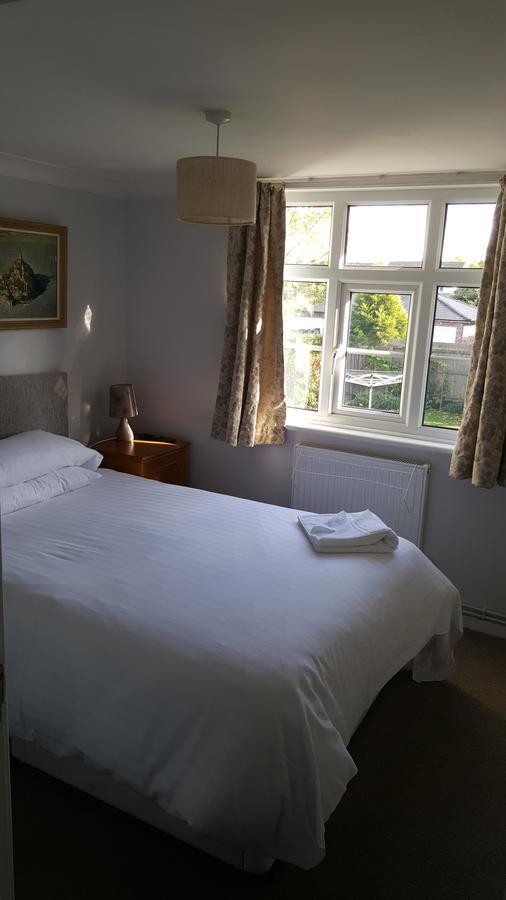 Church End Farm Bed And Breakfast Хейл Екстериор снимка